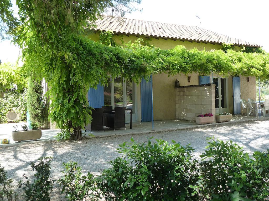 Les Cigales Bed & Breakfast Saint-Andiol Dış mekan fotoğraf
