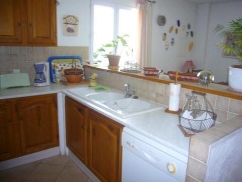 Les Cigales Bed & Breakfast Saint-Andiol Oda fotoğraf
